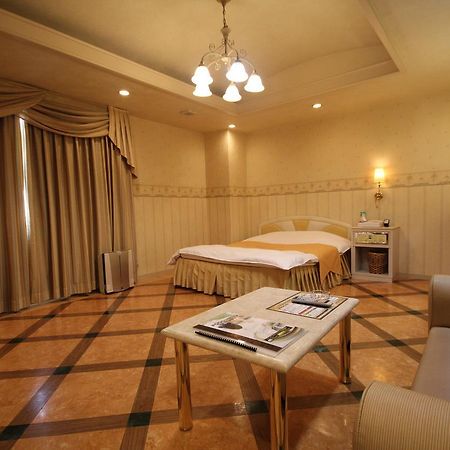 Hotel Afternoon (Adults Only) Osaka Exterior photo